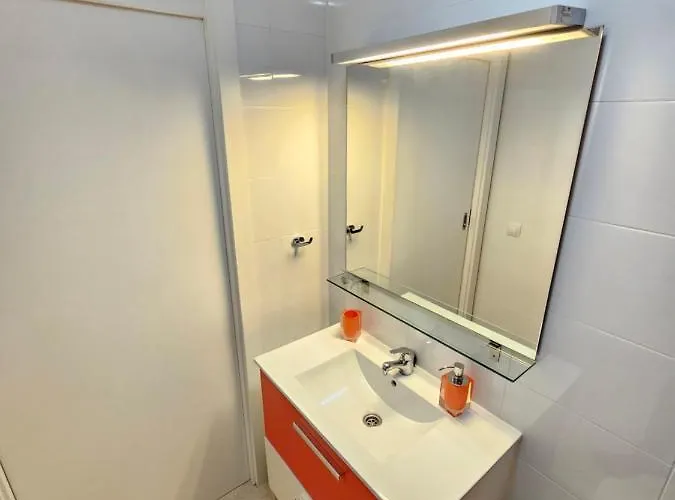 Nicpa Atico Cristianos Apartman *