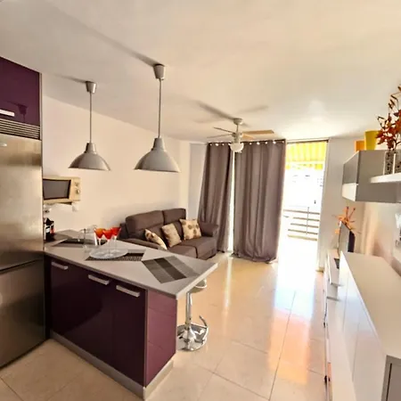 Nicpa Atico Cristianos Apartment *