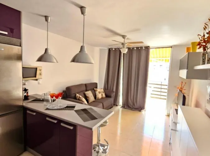 Nicpa Atico Cristianos Apartment *